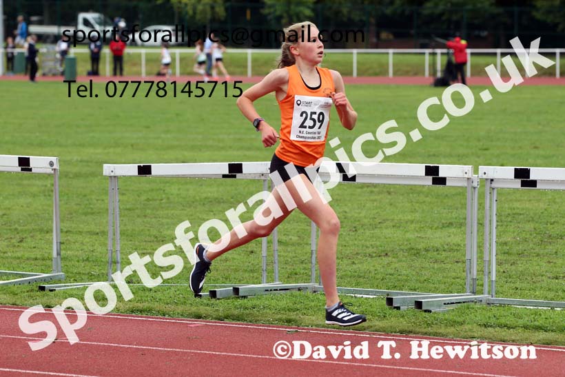 Women and Girls 3000 metres, 2021 North Eastern Track and Field Champs., Middesbrough. Photo: David T. Hewitson/Sports for All Pics